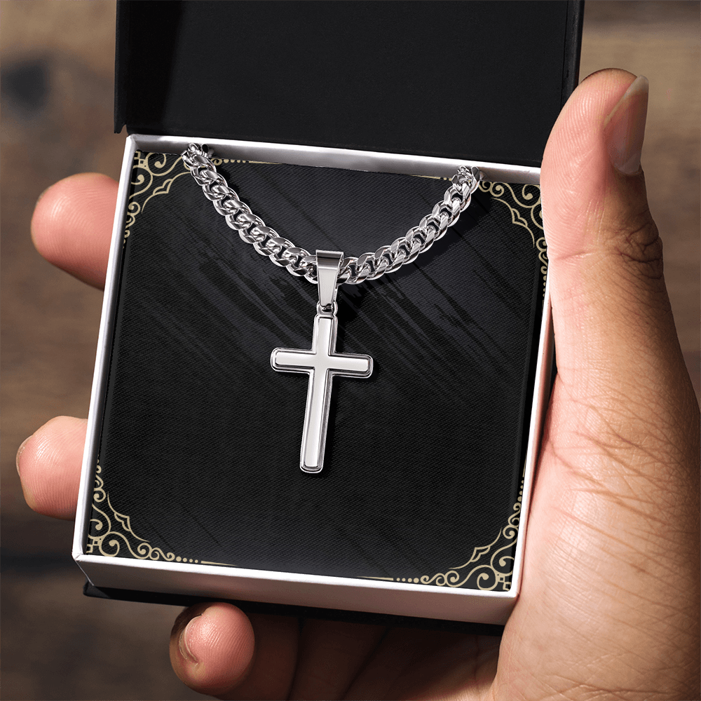 Cuban Link Chain With a Customisable Cross